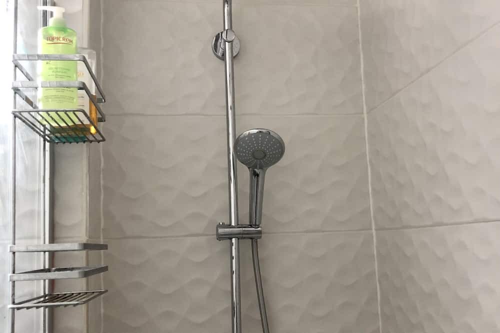Photo of Bathroom in Choisy-le-Roi