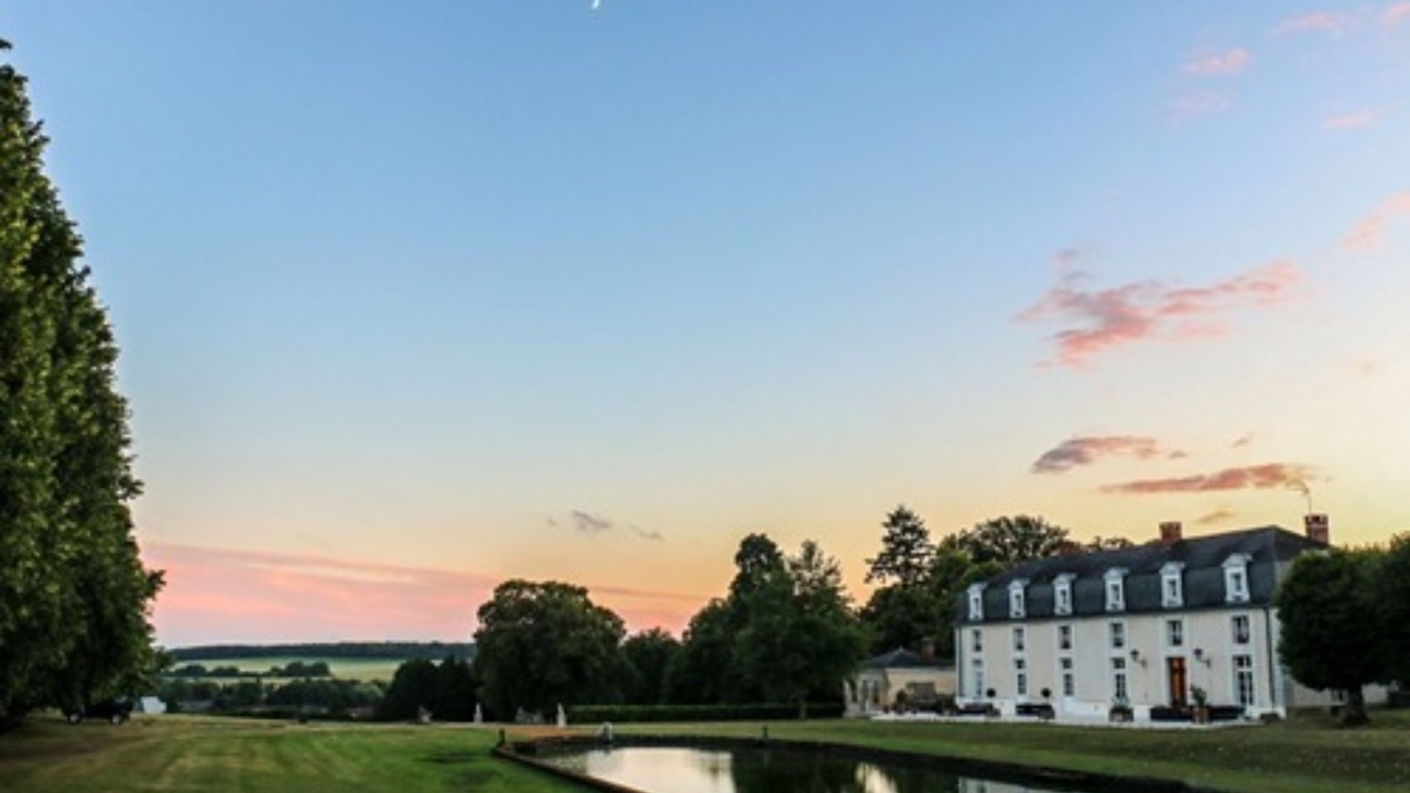 Photo of Outdoor in Fresneaux-Montchevreuil