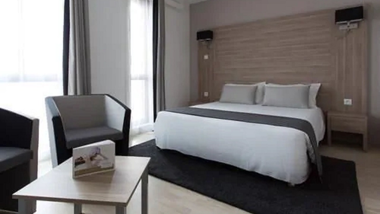 Photo of Bedroom in Hotel-de-Ville