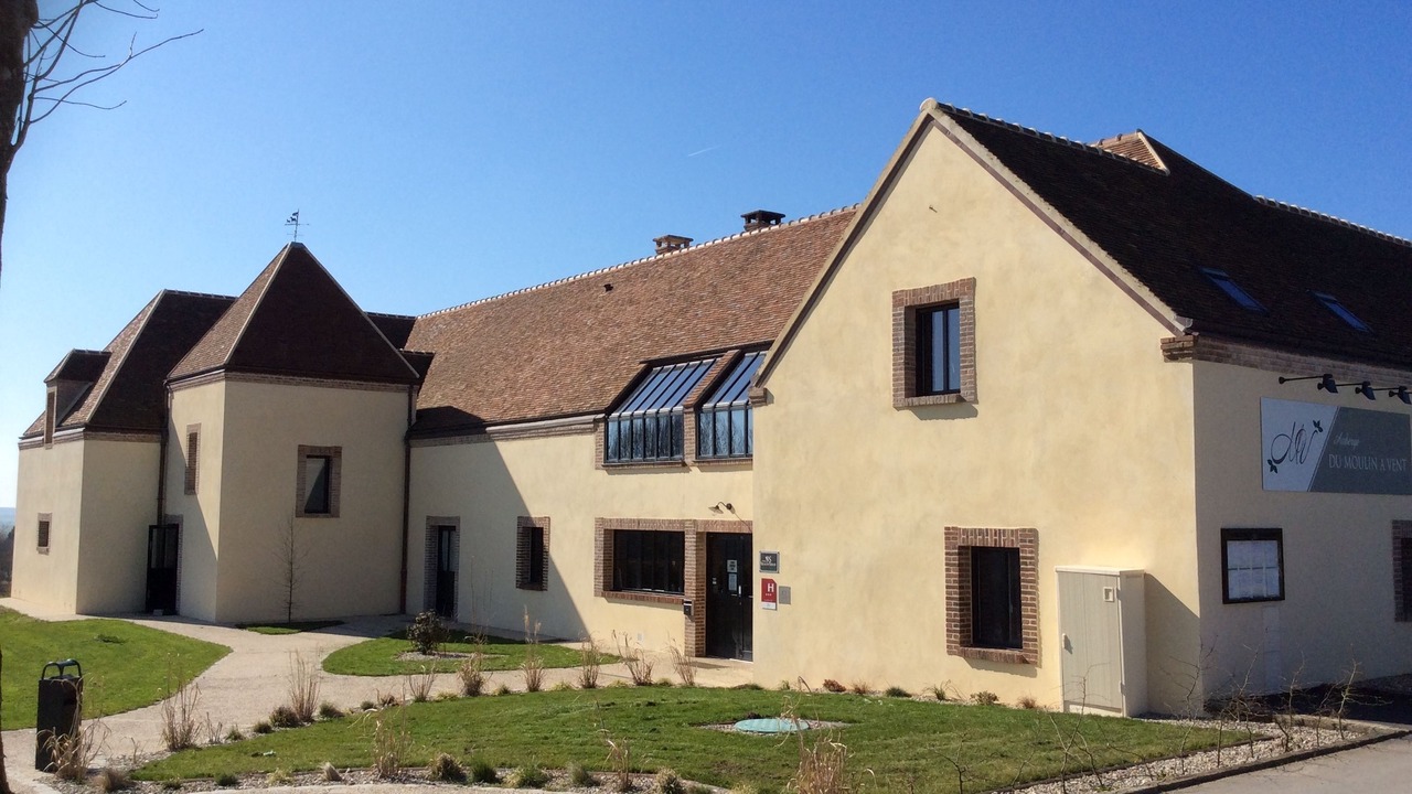 Photo of Outdoor in Manou