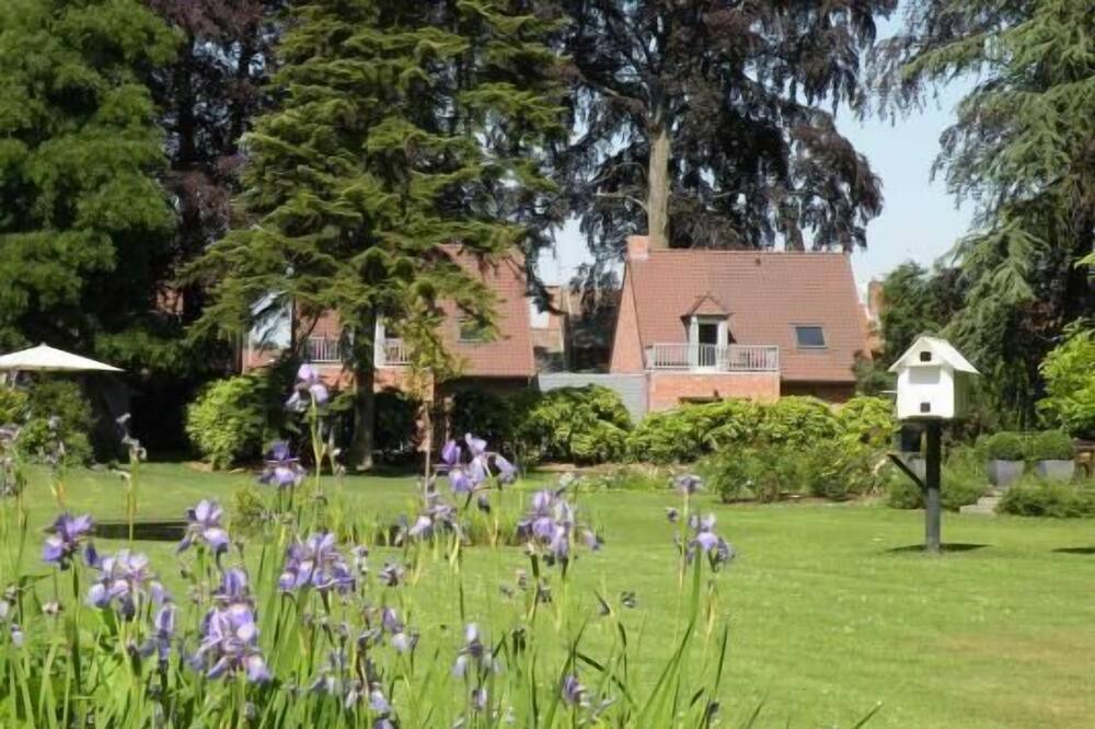 Photo of Outdoor in Sainghin-en-Melantois