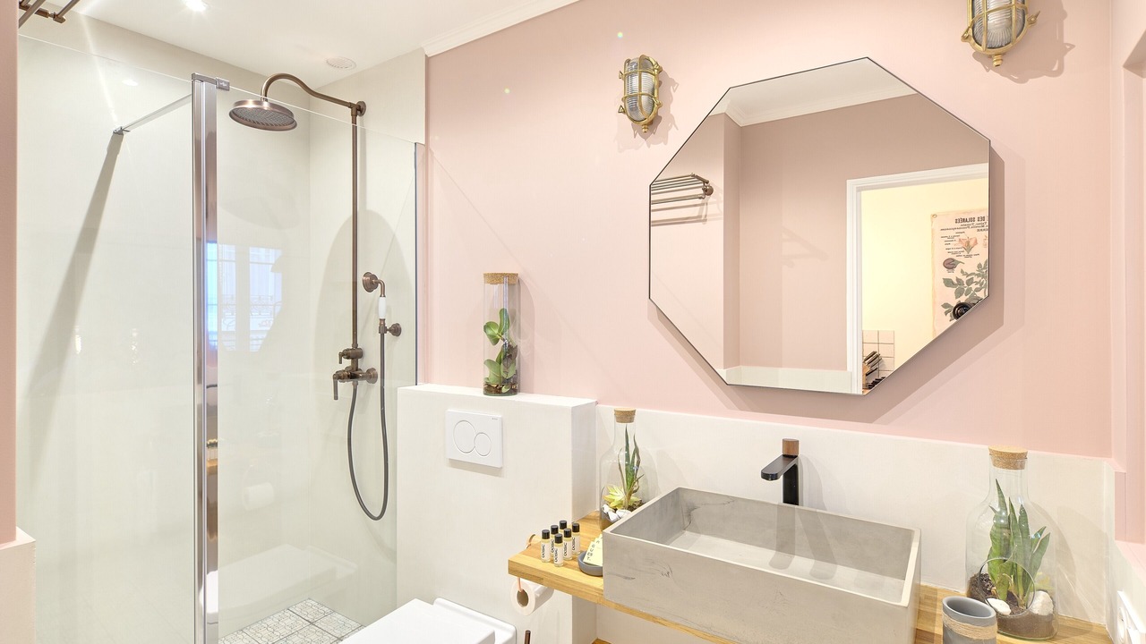 Photo of Bathroom in Latin