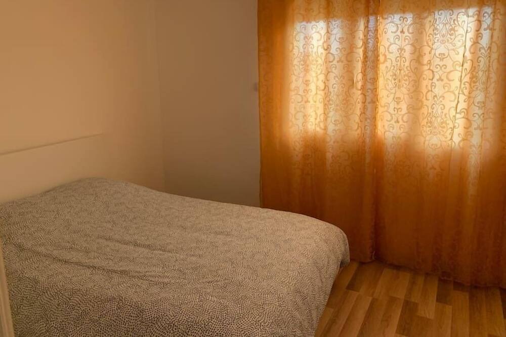 Photo of Bedroom in Vigneux-sur-Seine