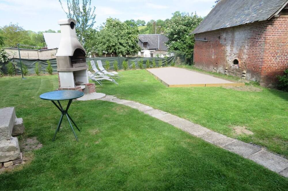 Photo of Outdoor in Aubermesnil-aux-Erables
