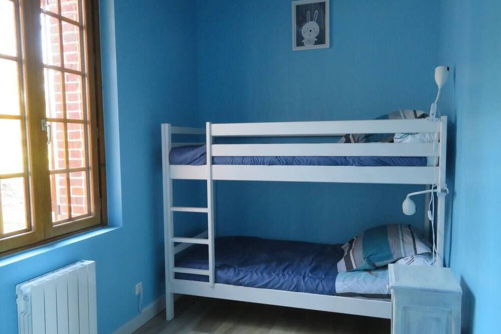 Photo of Bedroom in Aubermesnil-aux-Erables