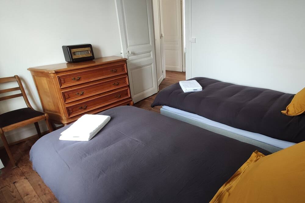 Photo of Bedroom in Cambremer