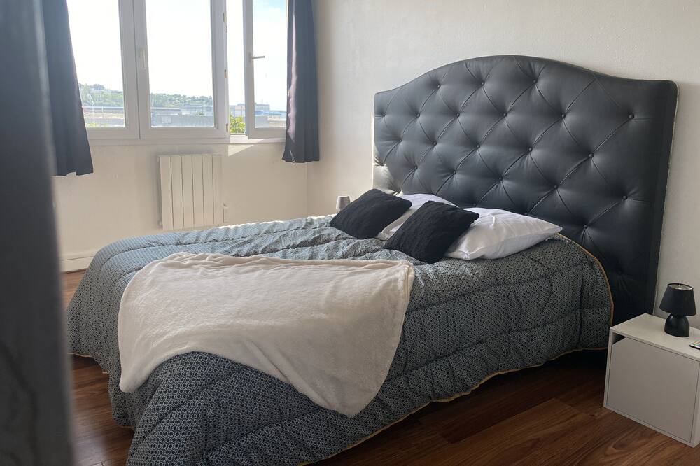 Photo of Bedroom in Boulogne-sur-Mer