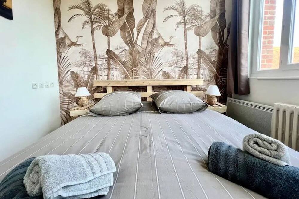 Photo of Bedroom in Caffiers