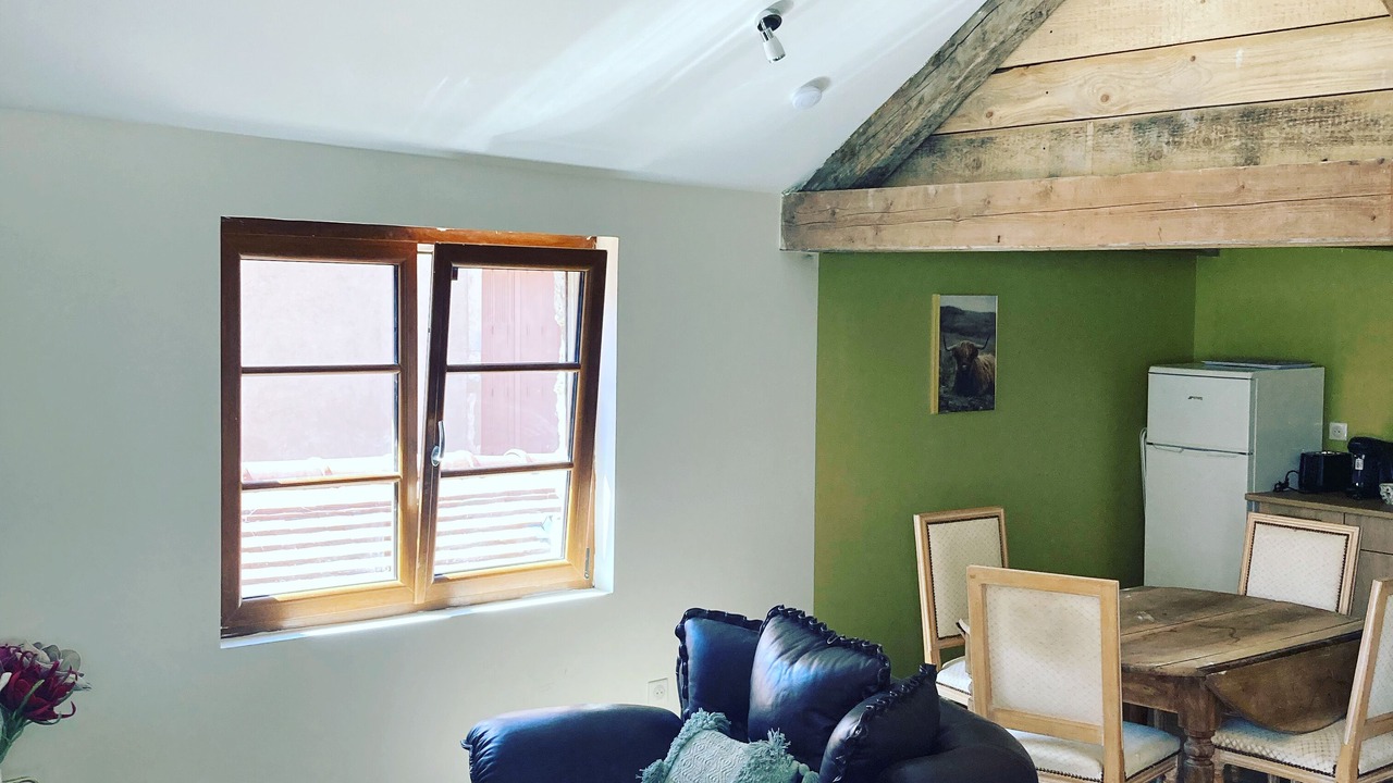 Photo of Livingroom in Saint-Usage