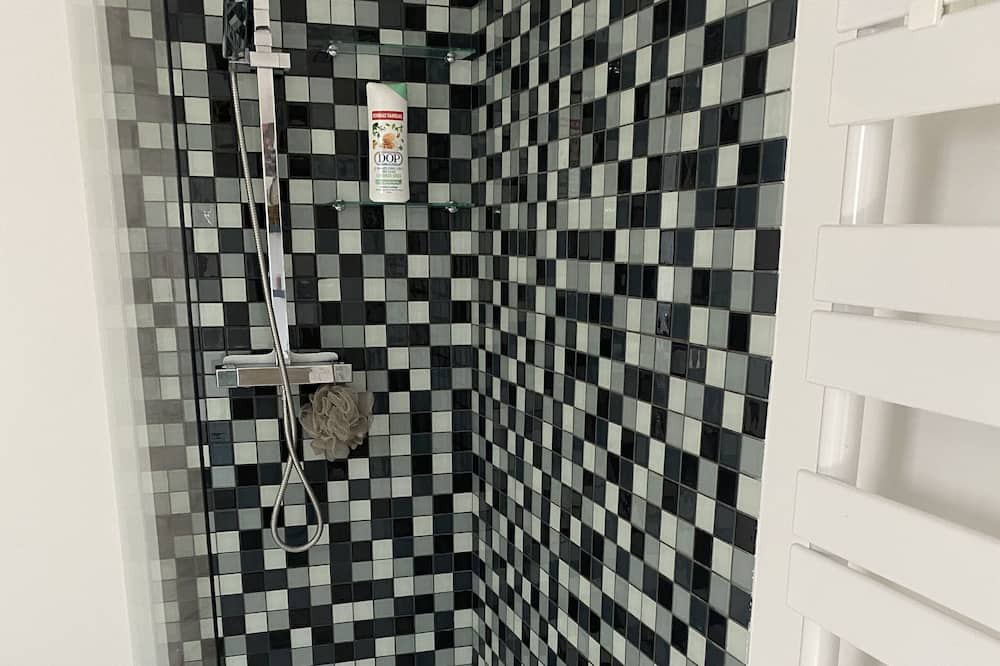 Photo of Bathroom in Artres