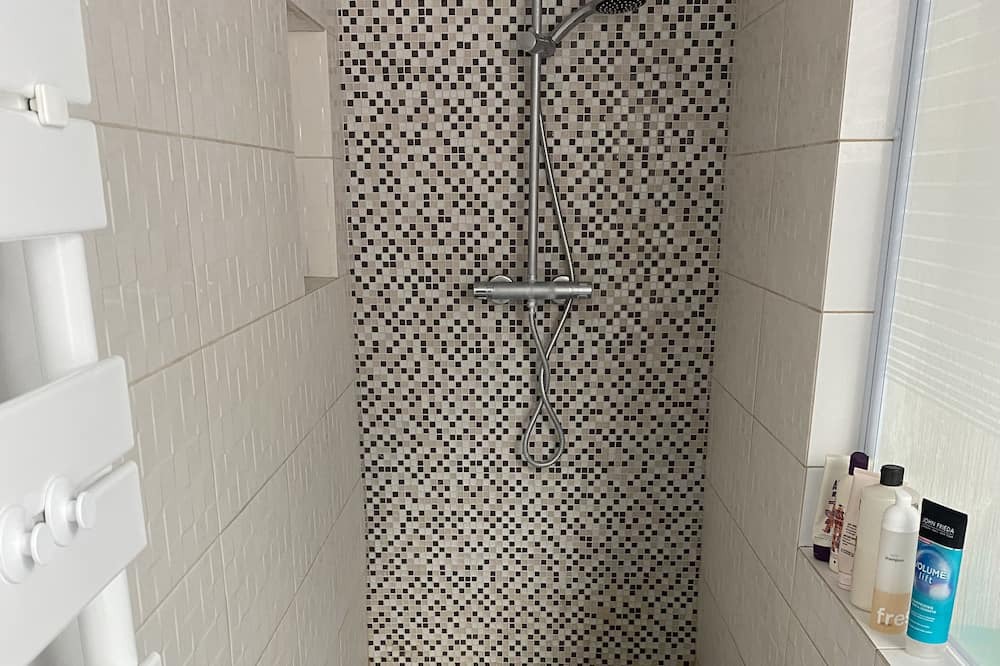 Photo of Bathroom in Artres