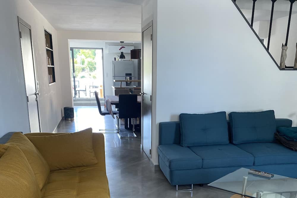 Photo of Livingroom in Artres