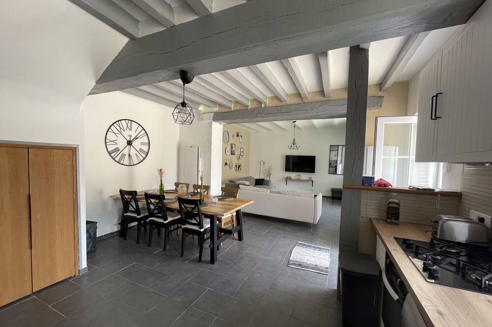 Photo of Kitchen in Saint-Laurent-la-Gatine