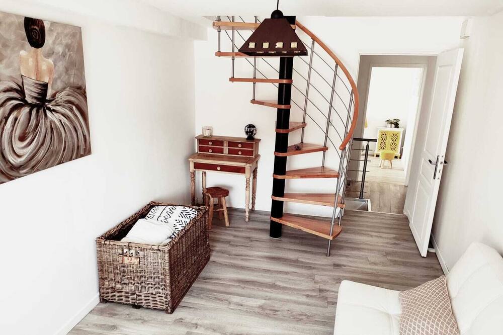 Photo of Livingroom in Sainte-Catherine