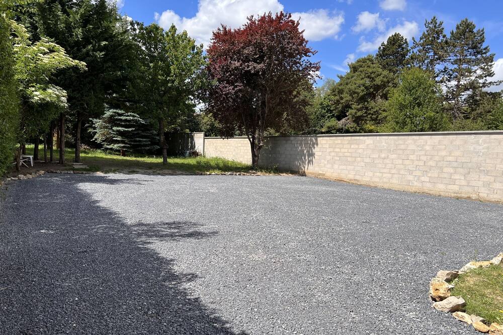 Photo of Outdoor in Chaumontel