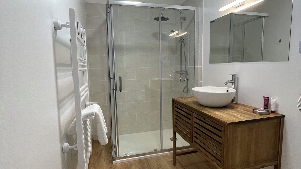 Photo of Bathroom in Dieppe