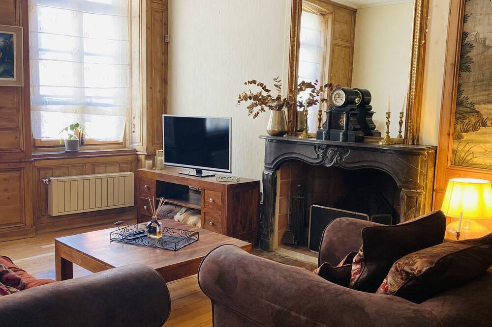 Photo of Livingroom in Ville Haute