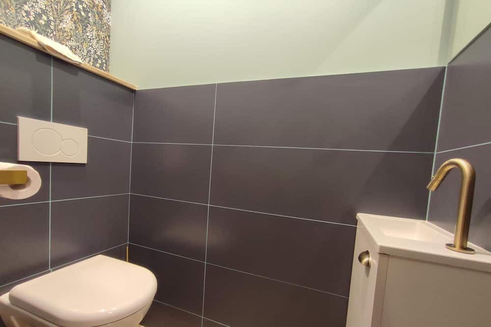 Photo of Bathroom in Fresne-le-Plan