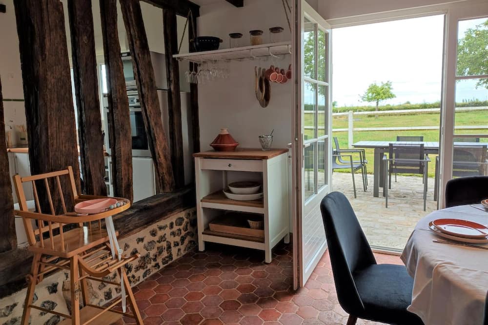 Photo of Patio Balcony in Fresne-le-Plan