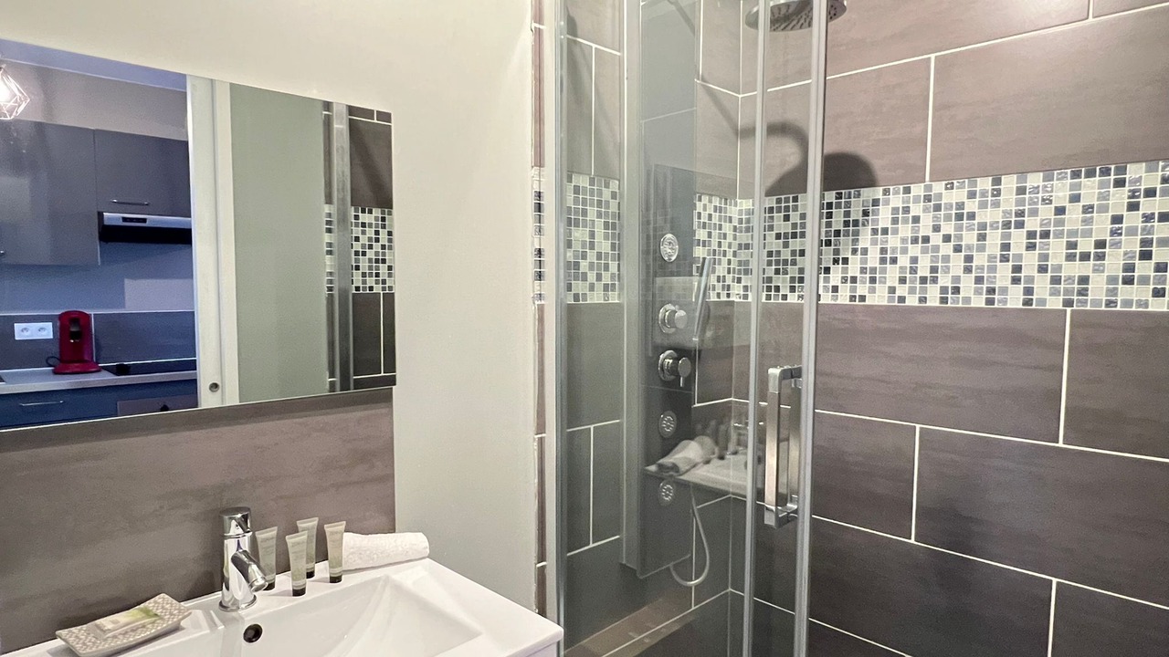 Photo of Bathroom in Bleriot-Plage