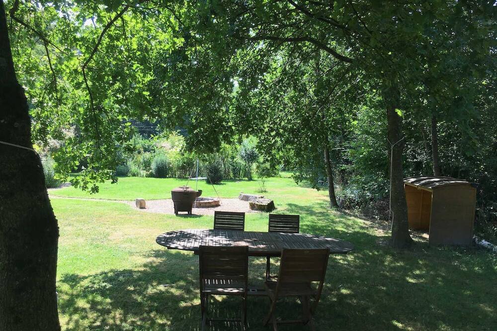 Photo of Outdoor in La Chapelle-Thecle