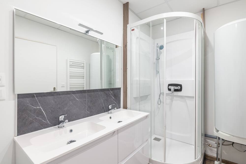 Photo of Bathroom in Jumieges