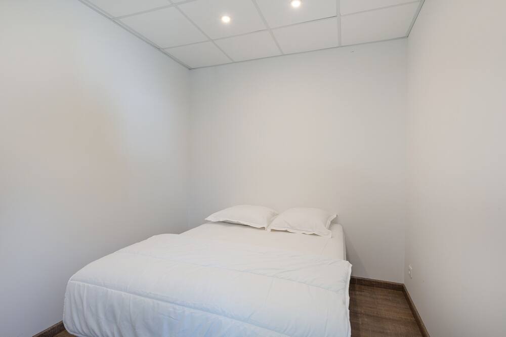 Photo of Bedroom in Jumieges
