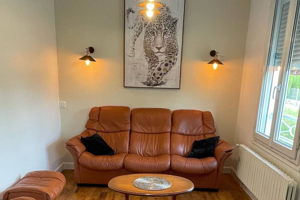 Photo of Livingroom in Champs-sur-Yonne