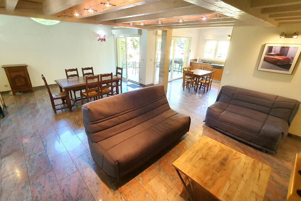 Photo of Livingroom in Devant-les-Ponts