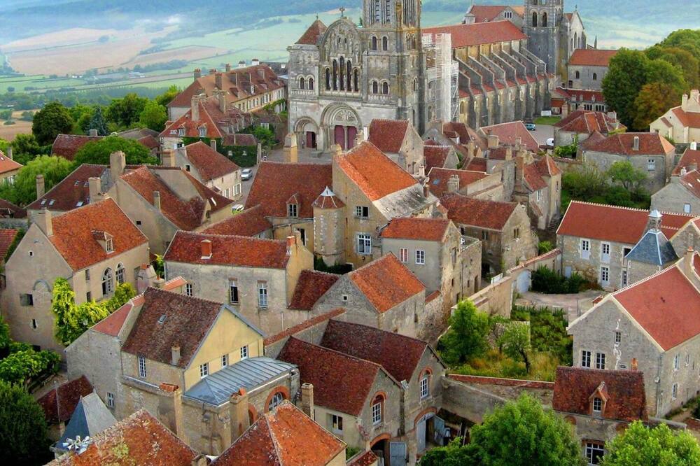 Photo of Outdoor in Avallon