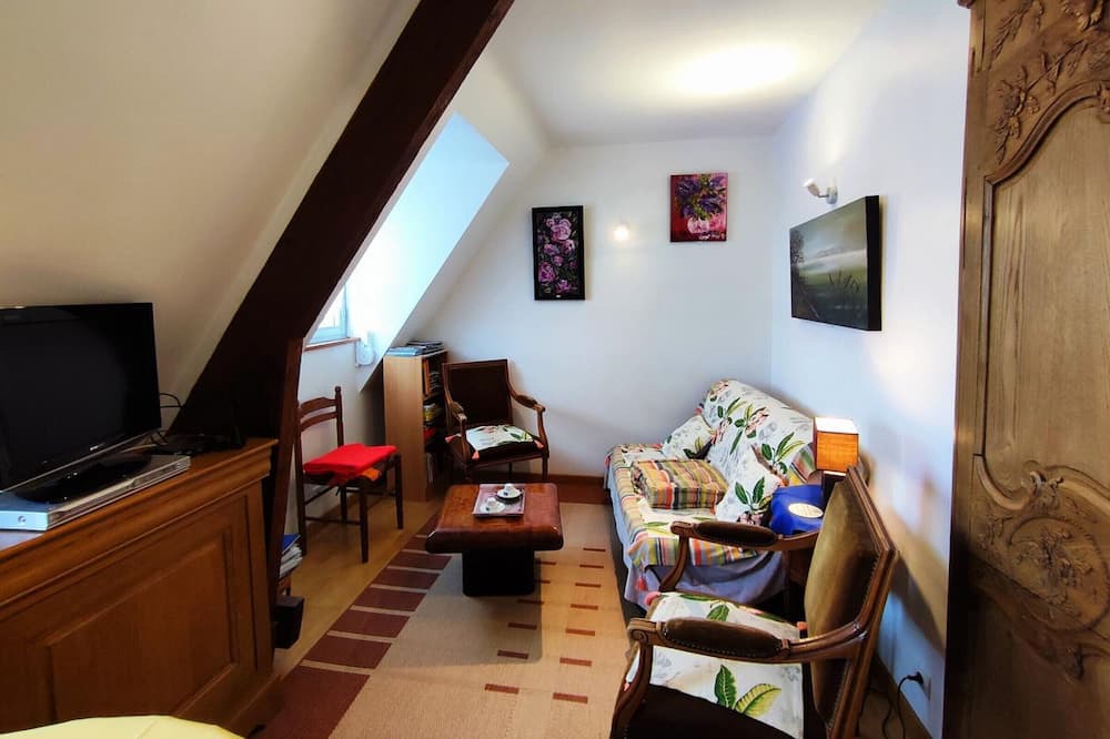 Photo of Livingroom in Le Mesnil-sous-Jumieges