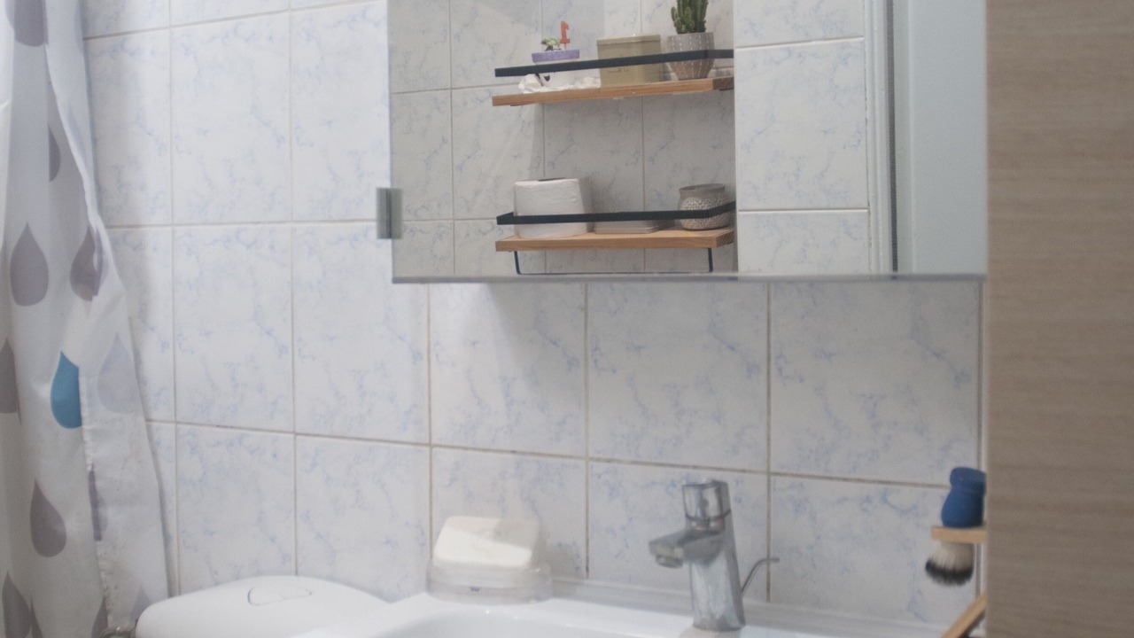 Photo of Bathroom in Saint-Fargeau
