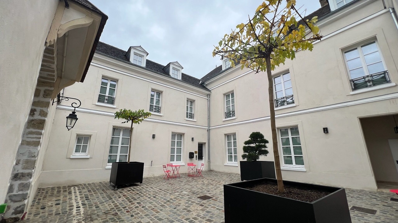 Photo of Outdoor in Sens
