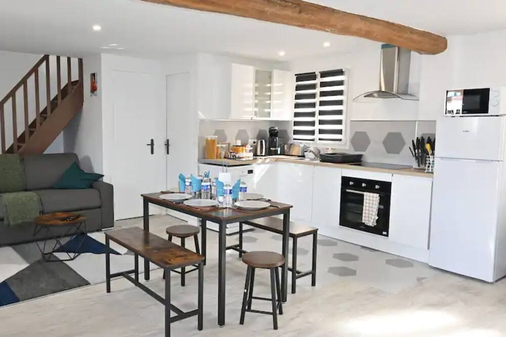 Photo of Kitchen in Villeneuve-sous-Dammartin