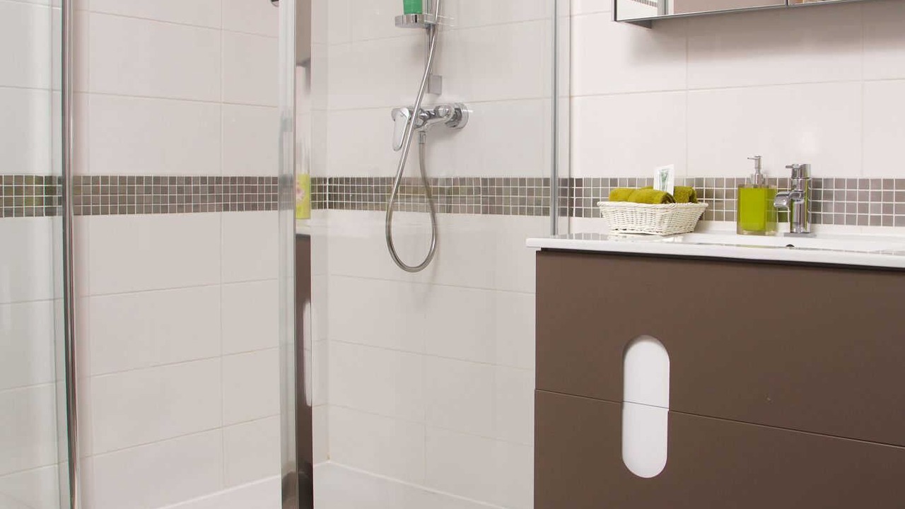 Photo of Bathroom in Courmas