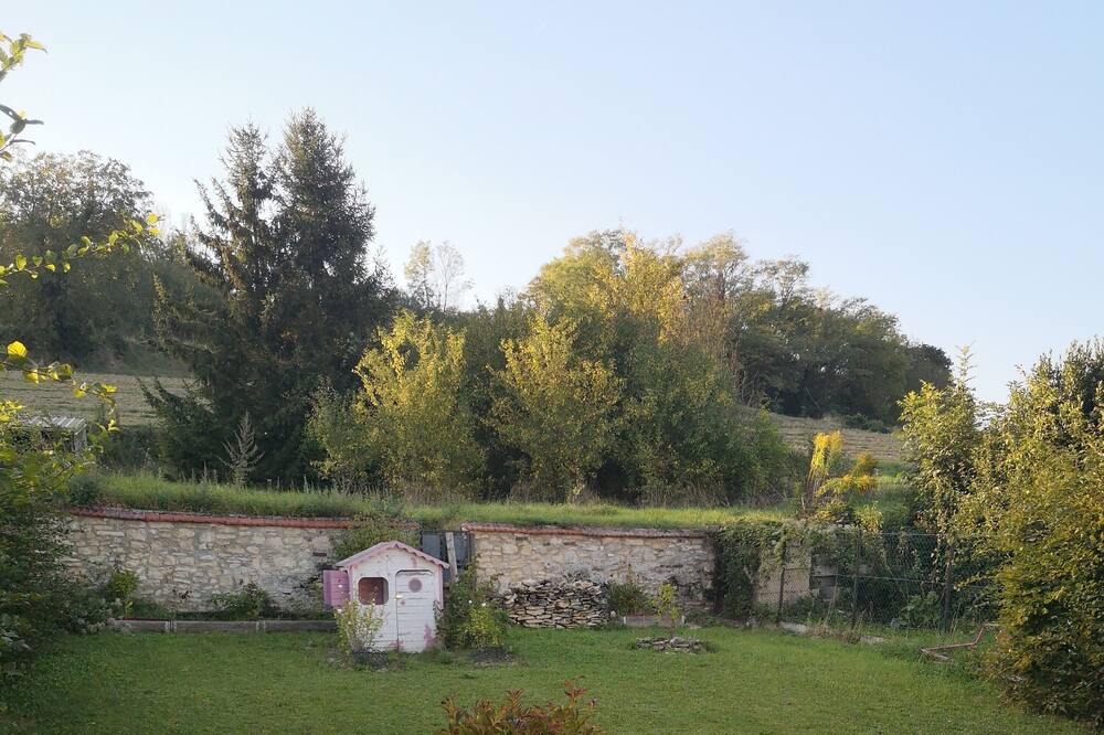 Photo of Outdoor in Nery