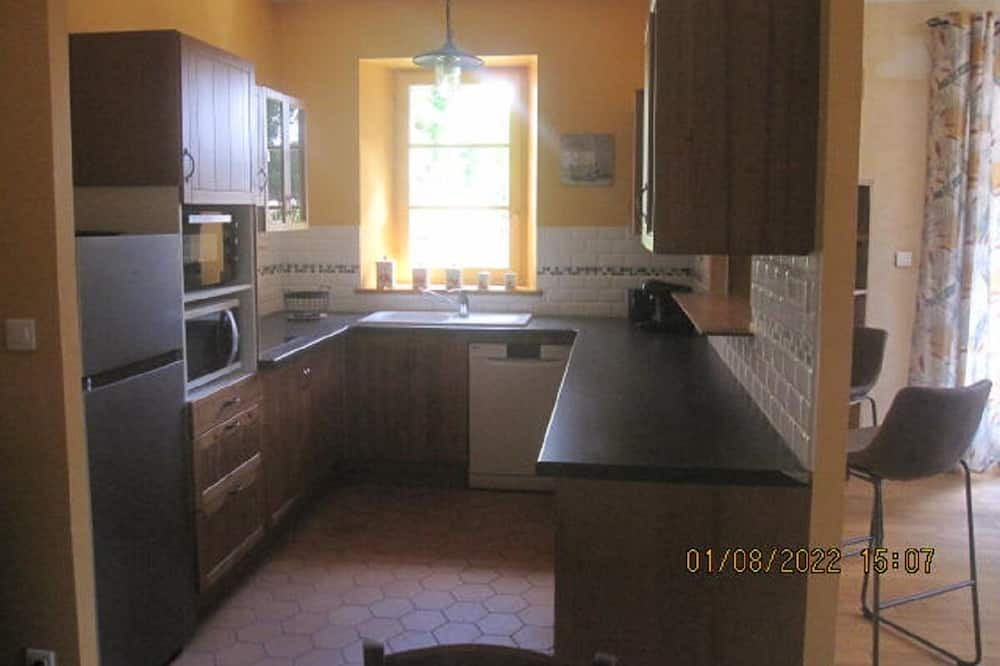 Photo of Kitchen in Saint-Sauveur-d'Emalleville