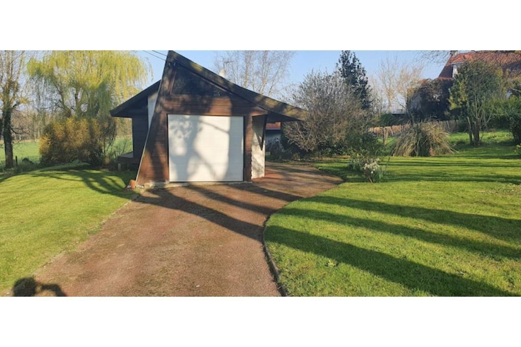 Photo of Outdoor in Saint-Aubin