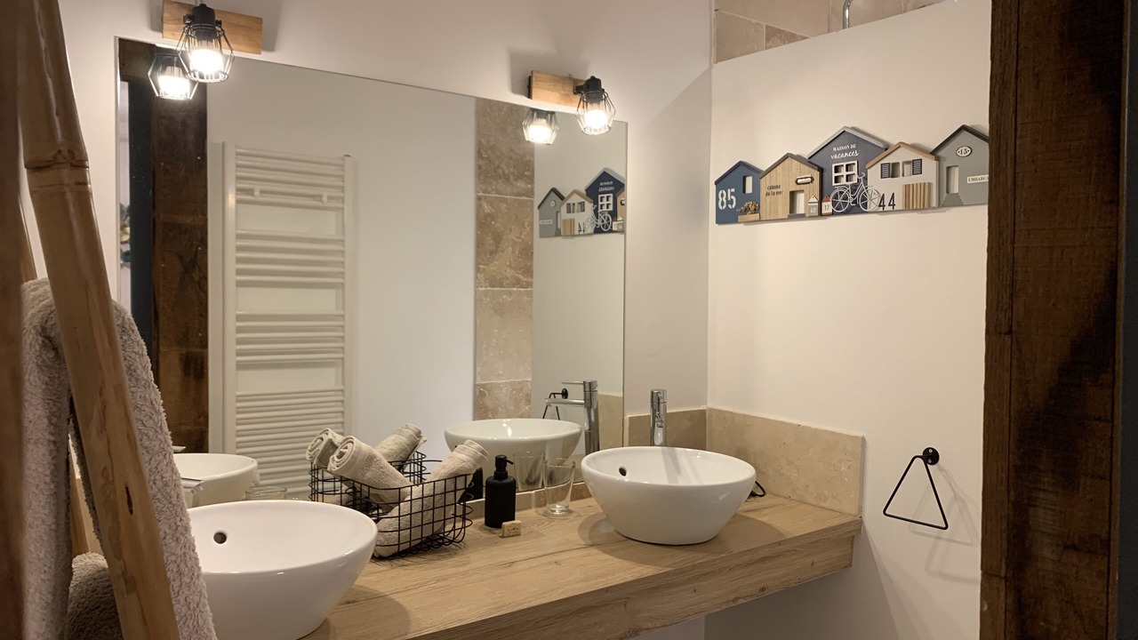 Photo of Bathroom in Honfleur