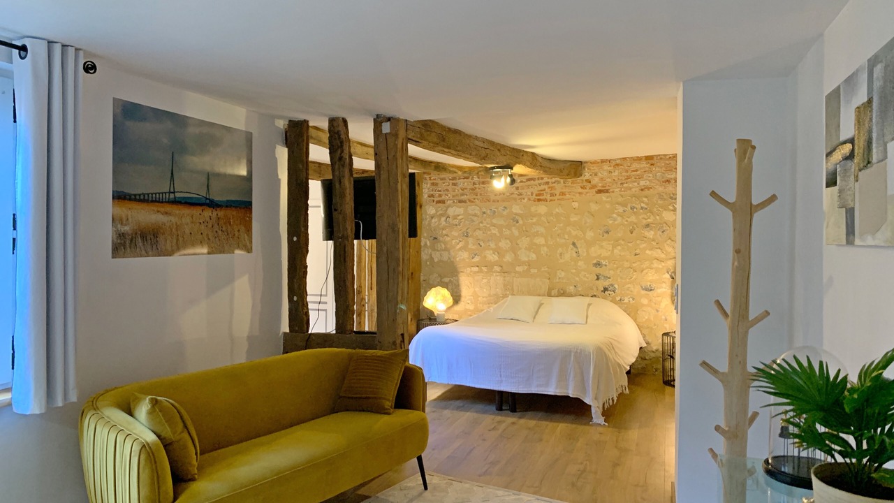 Photo of Bedroom in Honfleur