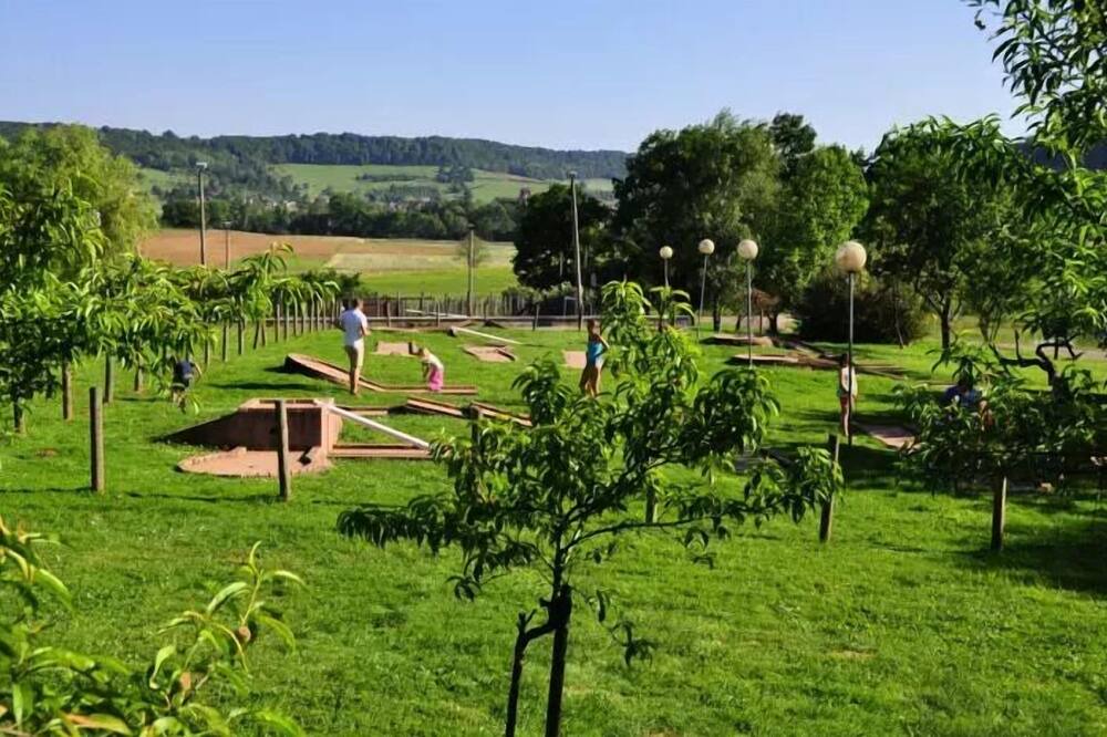 Photo of Outdoor in Huanne-Montmartin