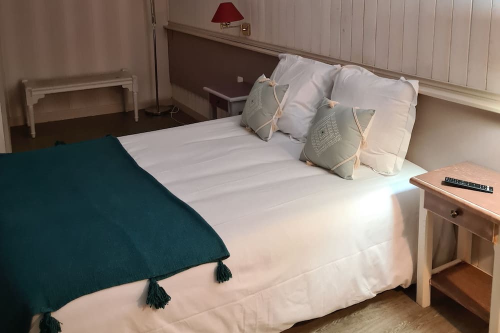 Photo of Bedroom in Saint-Pol-sur-Ternoise
