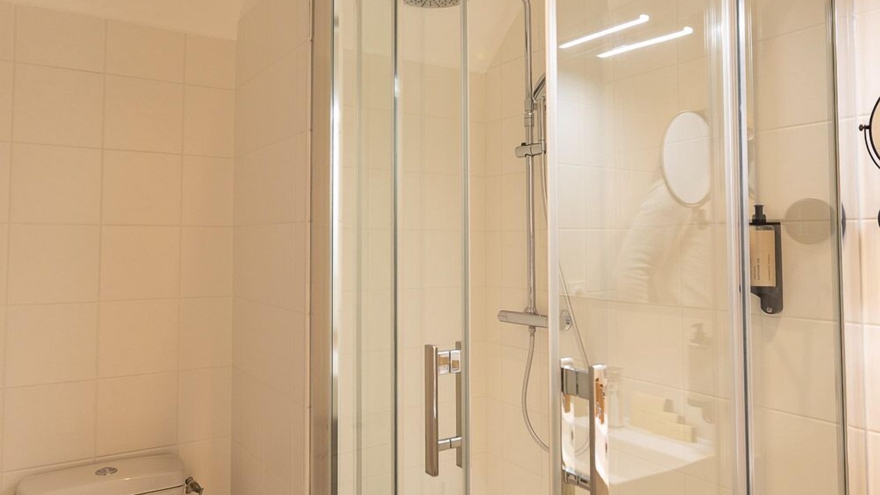 Photo of Bathroom in Franqueville-Saint-Pierre
