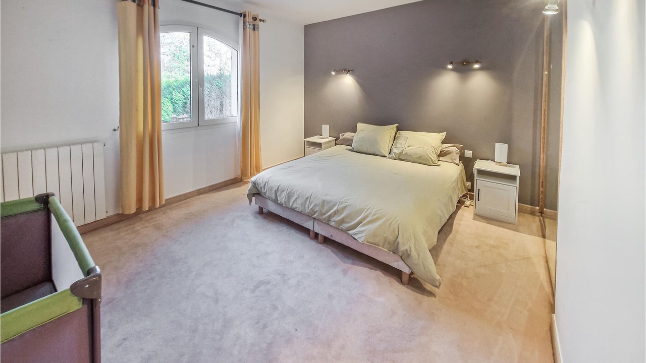 Photo of Bedroom in Lamorlaye
