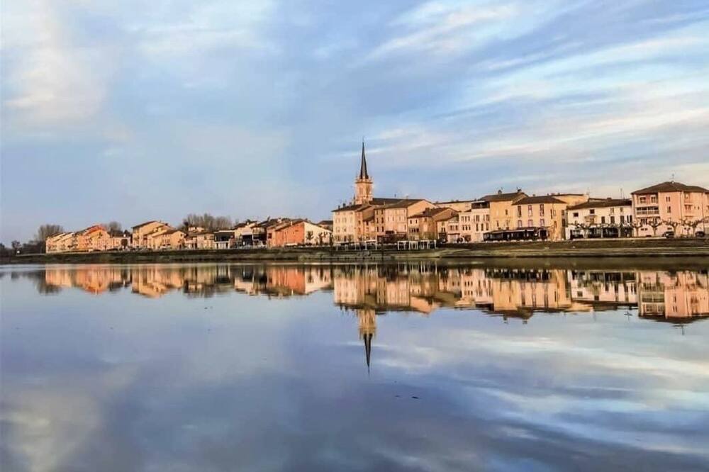 Photo of Outdoor in Prisse