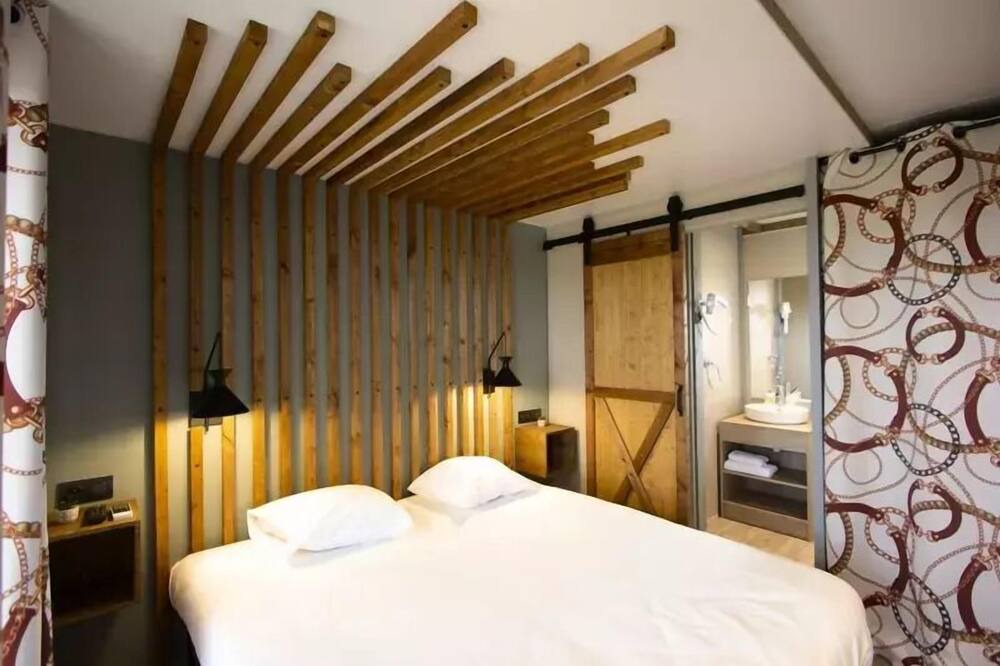 Photo of Bedroom in Lignieres