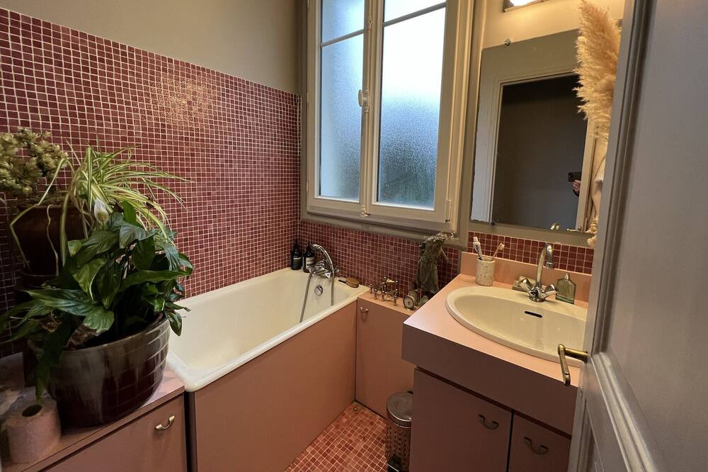 Photo of Bathroom in Villemomble