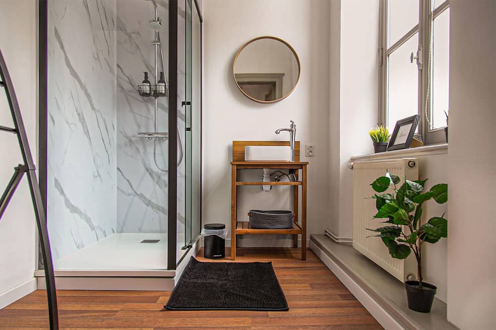 Photo of Bathroom in Montreuil-sur-Mer
