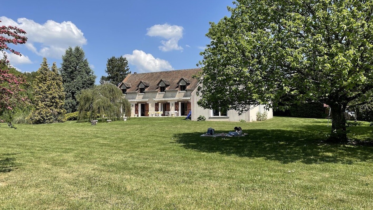 Photo of Outdoor in Cheroy