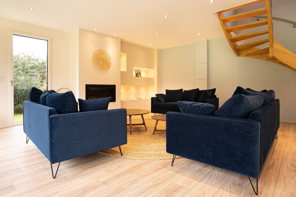 Photo of Livingroom in Saint-Ouen-de-Thouberville